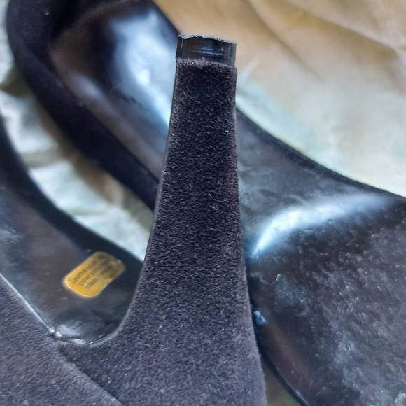 Vintage Nordstrom heels - Picture 2 of 3